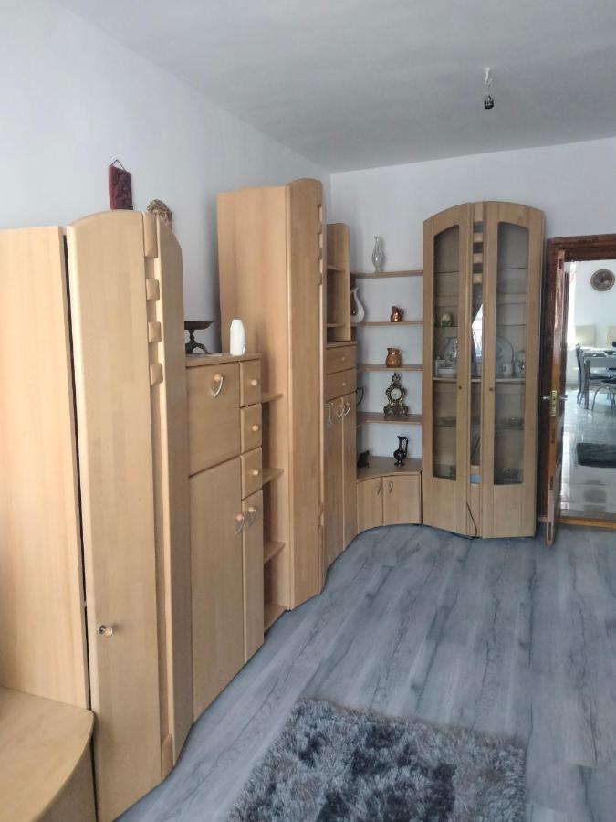 Apartament Geo Nehoiu Exterior photo
